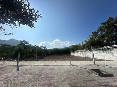 Bán Đất Biệt Thự View Biển Nha Trang Hướng Đông Nam Sổ Đỏ Riêng