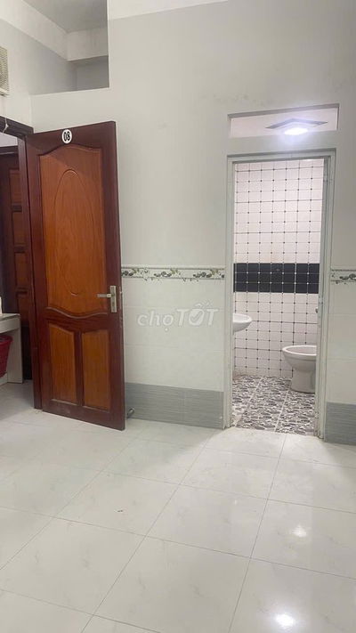 PHÒNG VÔ Ở LIỀN