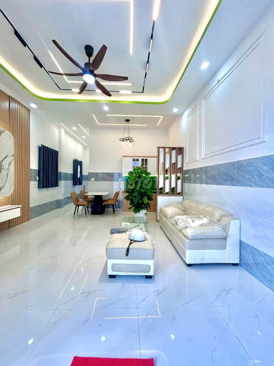 Bán siêu nhà mặt đất phong cách biệt thự tặng full nội thất