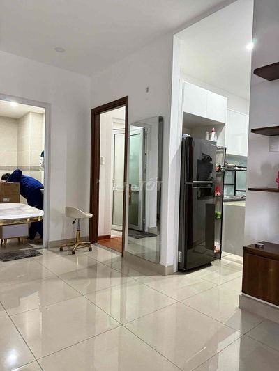 cho thuê căn hộ ctl towe 10 tr 2pn2wc dủ nội thất