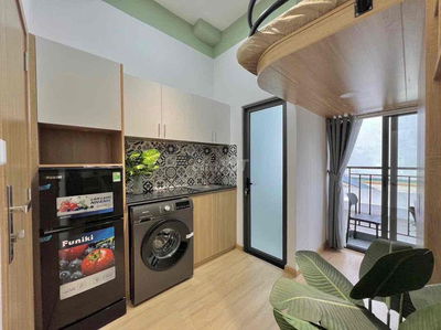 Phòng trọ ban công đầy đủ nội thất, gần công viên phần mềm quang trung