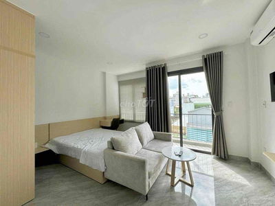 CĂN HỘ Q3_RỘNG RÃI_CỬA SỔ ÁNH SÁNG_THANG MÁY_HẺM Ô TÔ_THOÁNG MÂT