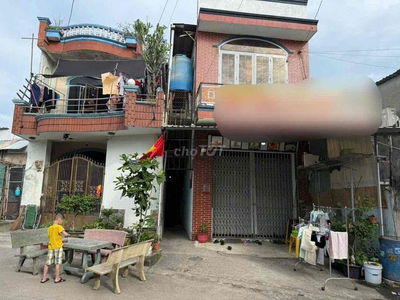 Nhà gần chợ Dĩ An 2, P An Bình Tp Dĩ An.