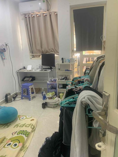 phòng trọ sạch sẽ an ninh,rất mát mẻ,ngay trung tâm q5.