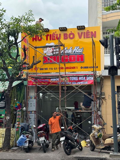 Sang mặt bằng quán ăn Q11