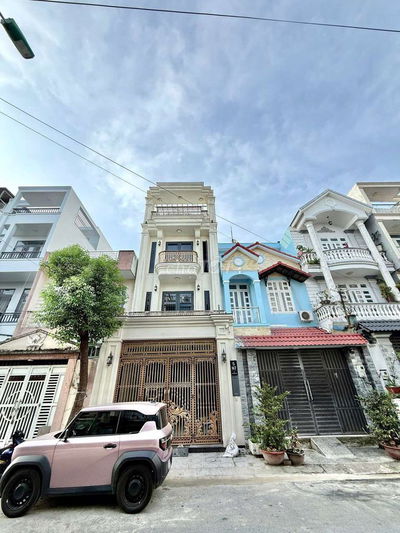 Siêu Phẩm Luxury 5m x 18m. 3 tầng Có Thang Máy KDC Hiệp Thành city