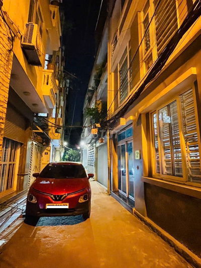 Bán Nhà hot Phố Bồ Đề , 42m2 X 4 Tầng , ô tô Đỗ Cửa ,Giá 10,5