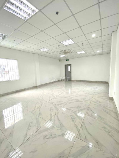Cho thuê VP Tân Cảng 50m2 cửa sổ thoáng mát
