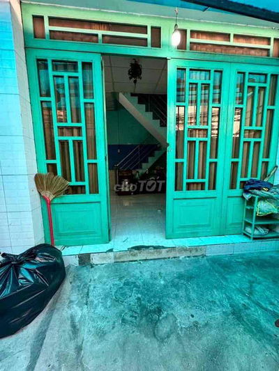 bán nhà vị trí đẹp. sổ đẹp . hẻm ba gác