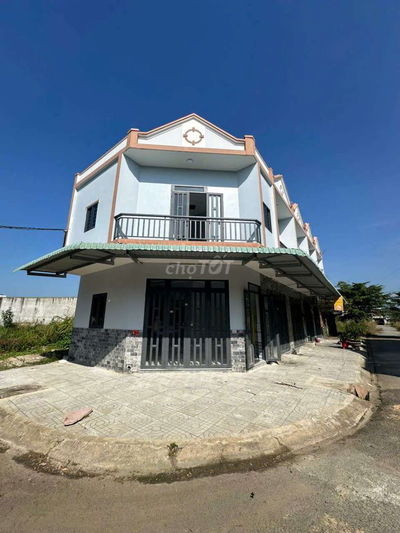 BÁN GẤP CĂN NHÀ LÔ GÓC KDC TRẦN ANH, NHÀ ĐANG CHO THUÊ