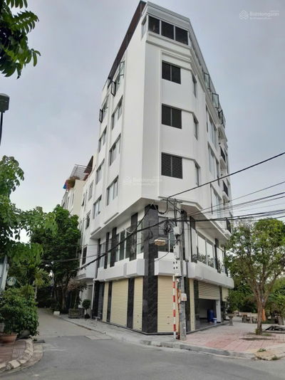 Chính chủ cho thuê nhà mặt đường Ngọc Thuỵ 650m2 6 tầng 3 mặt tiền có thang máy