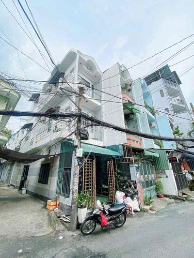 💟 Cho thuê nhà nguyên can hẻm 1/ xe tải thông bùi quang là p12