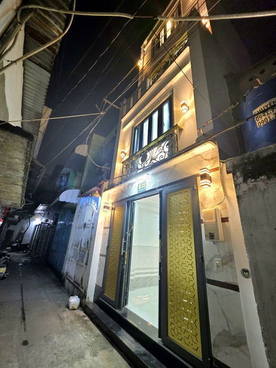 Hẻm 3m, cách MT 50m - Nguyễn Thượng Hiền - 4 tầng hoàn công đủ.