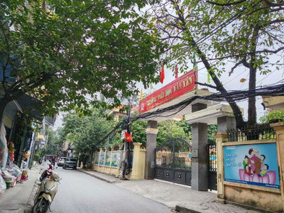 Trung tâm Văn Quán LôGóc 35m 5t,ôtô đỗ cửa,3thoáng,dân trí cao,an sinh