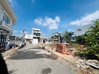 70M2 ĐẤT KDC SÁT PHẠM VĂN ĐỒNG_ĐƯỜNG NHỰA VỈA HÈ 7M_CÁCH MẶT TIỀN 10M