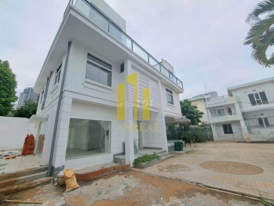 VILLA SÂN VƯỜN GÓC 2 MẶT TIỀN SÀN TRỐNG MỚI XÂY GIÁ 78 TRIỆU