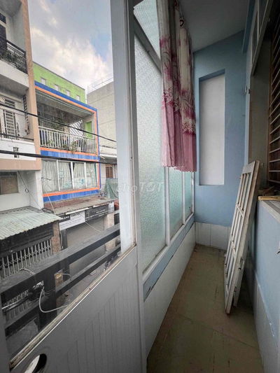 Cho thuê nhà Hẻm xe tải thông 1 trệt 1 lửng 1 lầu 3pn 2tolet
