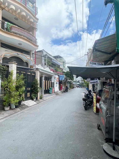 ĐẤT GIẢM MẠNH HẺM THÔNG OTO VIVU-KINH DOANH MUA BÁN-KẾ BÊN ĐẦM SEN