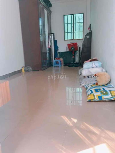 Chủ Cần Tiền Hạ Giá Gấp Nhà Hẻm Xe Hơi Ngay Chợ Tân Hương-30m2 Nhà Đẹp