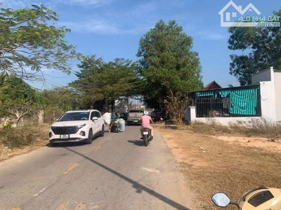 BÁN 1.000M2 ĐẤT MẶT TIỀN BIỂN LAGI - BÌNH THUẬN