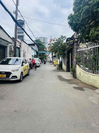 BÁN GẤP NHÀ HẺM XE HƠI THÔNG NGAY LUỸ BÁN BÍCH-ÂU CƠ-61m2 CHỈ 4 TỶ HƠN