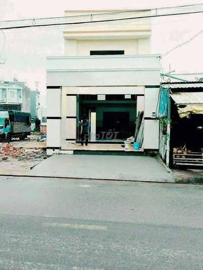 Nhà bán mới 100% Dt 5x27 măt tiền lk4_5,chợ ,p Bình tân,hcm chỉ 8ty800