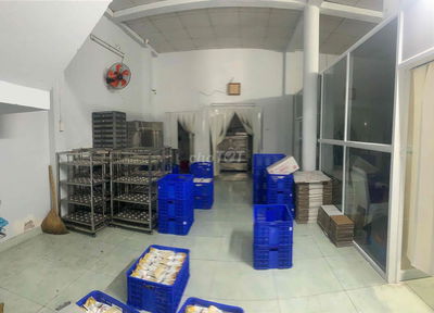 nhà cho thuê nguyên căn 8-22m có văn phòng