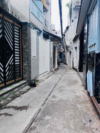 NHÀ GẦN CHỢ BÌNH ĐÔNG – SÁT TRƯỜNG THCS LÊ LAI – PHƯỜNG 15-QUẬN 8