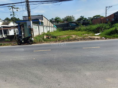 CHỦ BÁN LỖ LÔ MT NGUYỄN THỊ LẮNG 242M CHỈ 740TR SHR FULL TC CÒN TL