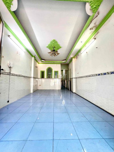 65m2 chỉ 5.9 tỷ 4PN gần ngã tư Lạc Long Quân- Âu Cơ