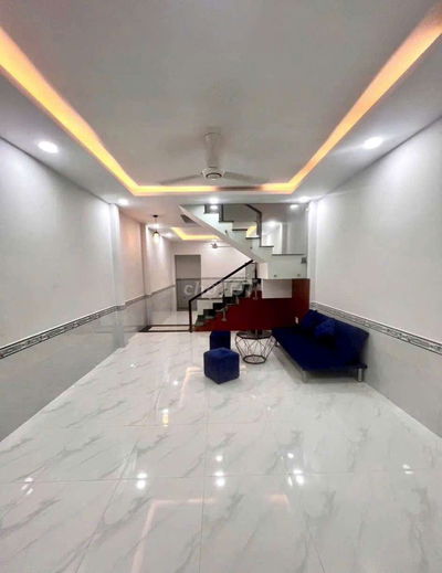 Bán nhà 4x12 đúc 1 lầu , hẻm xe hơi , KDC hiện hữu giáp Bình Tân