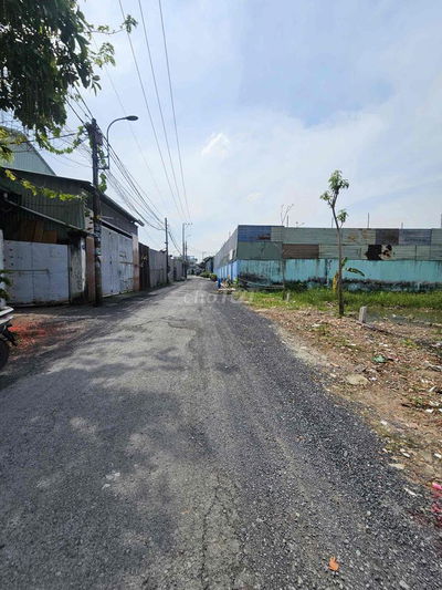 MT Xuân Thới Thượng 20- 6ty/550m đất có 100m thổ