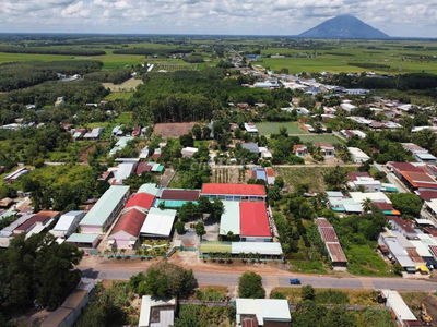 10x32 có thổ, đường thông. Khu trung tâm. 6xx tr