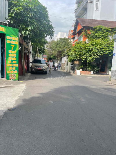 NHÀ MỚI HOÀNG DIỆU – TRUNG TÂM PHÚ NHUẬN – 4 PHÒNG NGỦ - 46m2