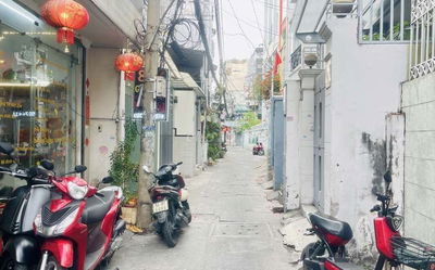 HXH 4 TẦNG-NGUYỄN ĐÌNH CHÍNH, PHÚ NHUẬN-71M2-NGANG5,2M- NHĨNH 8 TỶ TL