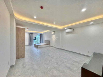 Nhà mới siêu rộng ban công , có thể tách ra làm 1PN