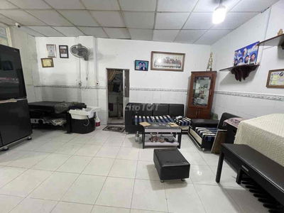 NGAY NGÃ 5 CHUỒNG CHÓ - QUANG TRUNG HXH 8M NGANG 6 x 34, 18ty