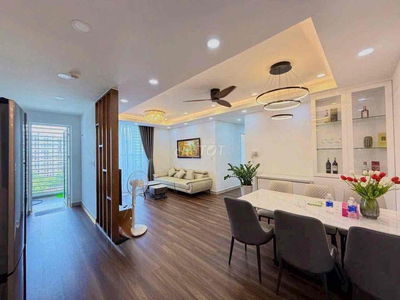 Bán căn hộ sổ hồng 98m2. chung cư Orchard Garden. p9 Phú Nhuận