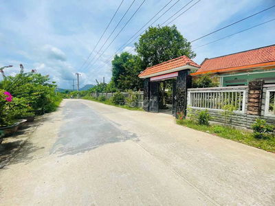 Bán lô đất nhà vườn 370m², giá mềm 9xx triệu