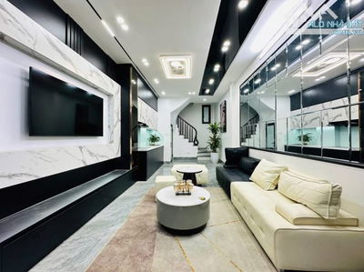 HIẾM PHÂN KHÚC 7₫ CẦU GIẤY - 35m2 THOÁNG TRƯỚC SAU - 80m RA PHỐ - NHÀ ĐẸP FULL NỘI THẤT