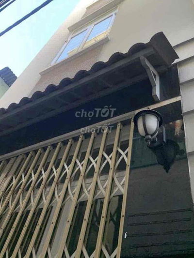 Cho thuê nhà Tô Hiến Thành, P.15, Q10, 2Lầu, ST,2PN, 3WC