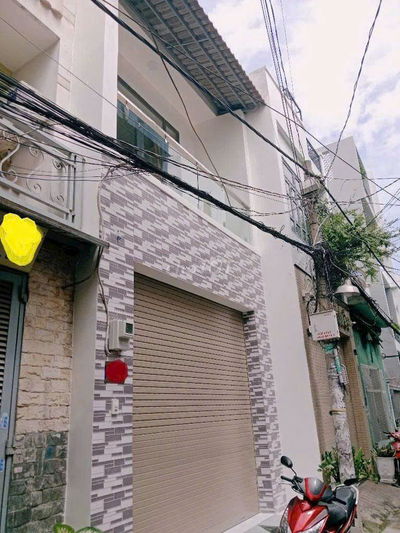 NHÀ ĐẸP 2 TẦNG, HẺM XE HƠI, FULL NỘI THẤT, DT (4X10)M2, 4,99 TỶ CÒN TL