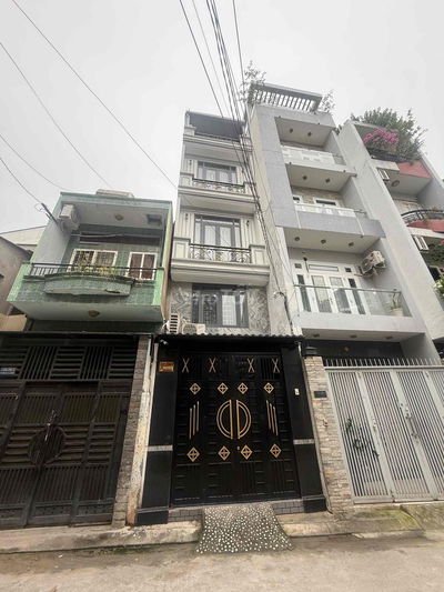 Chính chủ bán nhà hẻm xe hơi ngay Chợ Phạm văn hai , 44m2 đất