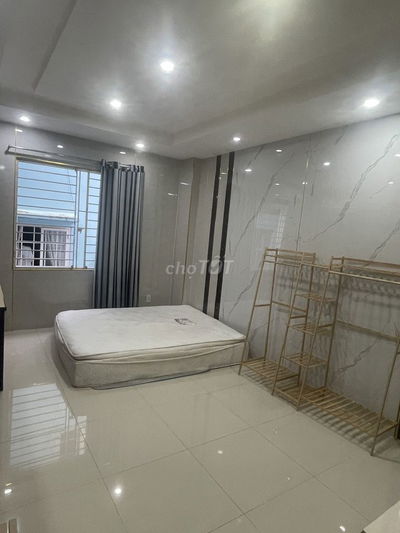 Phòng 25m đẹp Phạm Văn Đồng gần Gigamall cách cầu B.Trieu, B.Loi 1.5Km