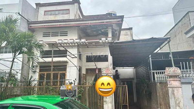 Cho thuê nhà trung tâm 130m2, 3pn hẻm oto đường Mai Hắc Đế giá 4tr/th