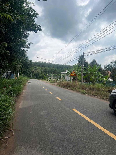 chính chủ ở Tân Uyên kẹt tiền bán gấp lô đất giá bể ngộp