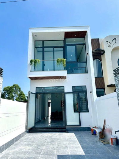 Bán nhà Thủ Dầu Một 1 trệt 1 lầu 125m², sổ hồng riêng, giá rẻ