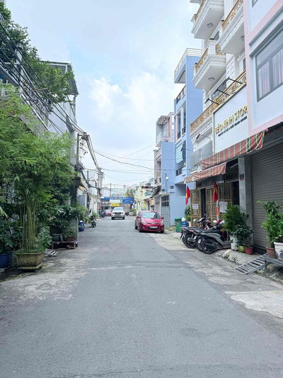 LÊ VĂN QUỚI HẺM KINH DOANH - 4 TẦNG X 4 X 18 - CHỈ HƠN 7 TỶ