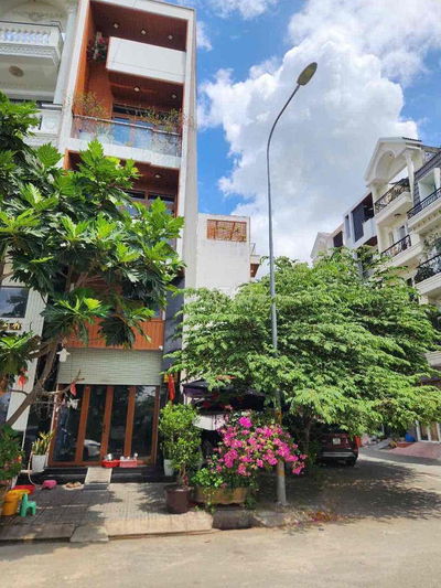 Bán đất Q7 - oto tận nơi . Giá :8.5 tỷ ( tl)