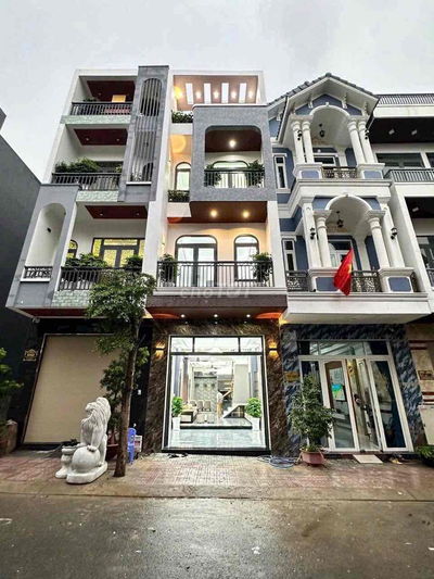 nhà 2 lầu 1 trệt Bình Chuẩn,Thuận An,có nội thất,đường 7m đậu ô tô ok